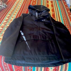 Oakley snowboard/ ski jacket